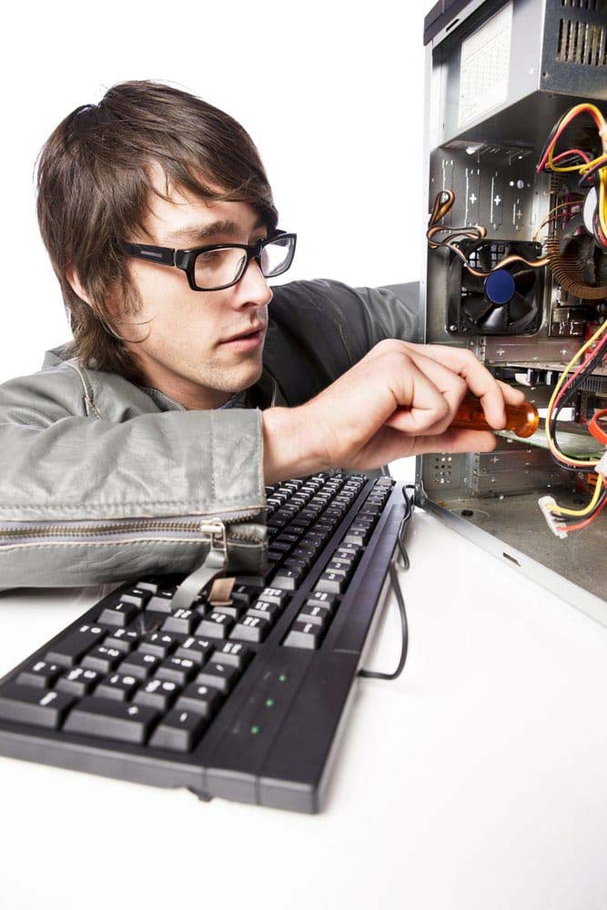 Мастер по ремонту компьютеров в Колтушах